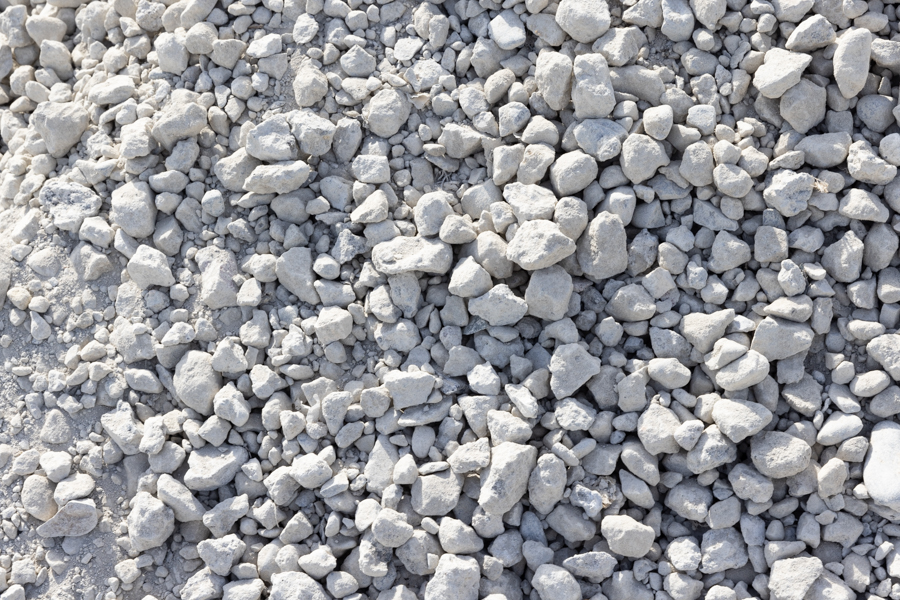 鉱物資源再生センター（黒姫 古河工場）　高品質な再生砕石